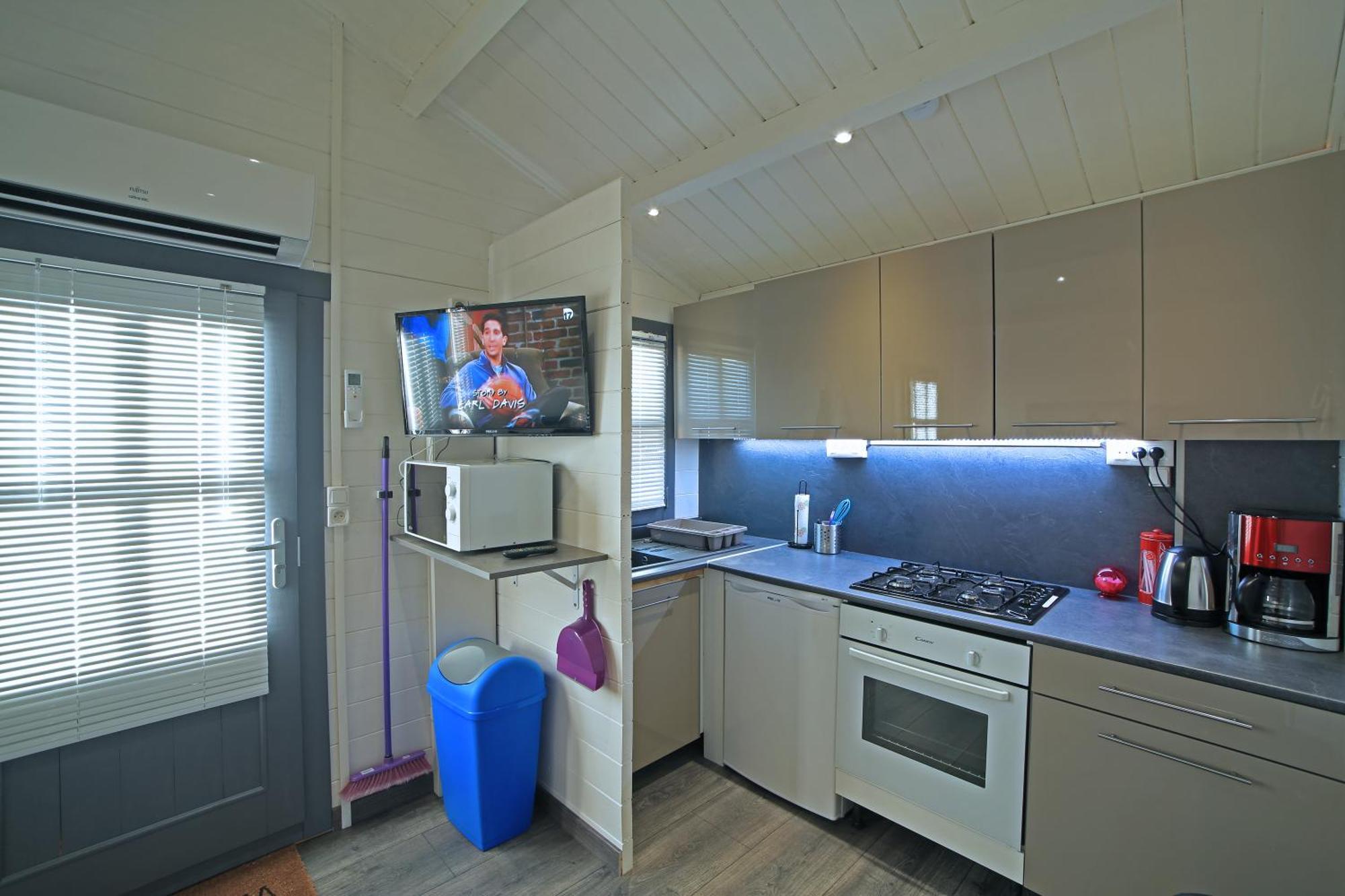 Chalet Mont Ventoux Et Chalet Vip Camaret-sur-Aigues Rom bilde