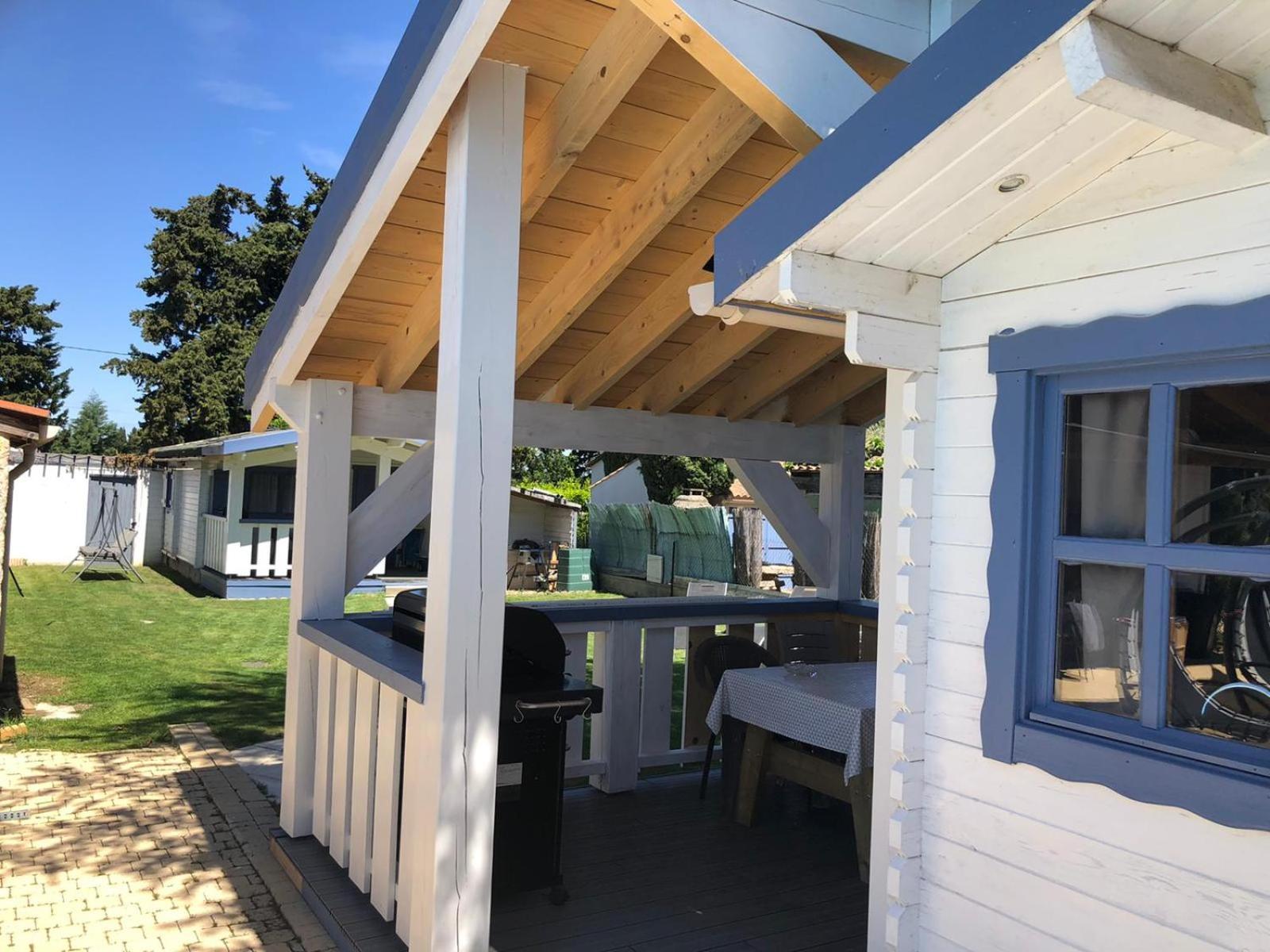 Chalet Mont Ventoux Et Chalet Vip Camaret-sur-Aigues Eksteriør bilde