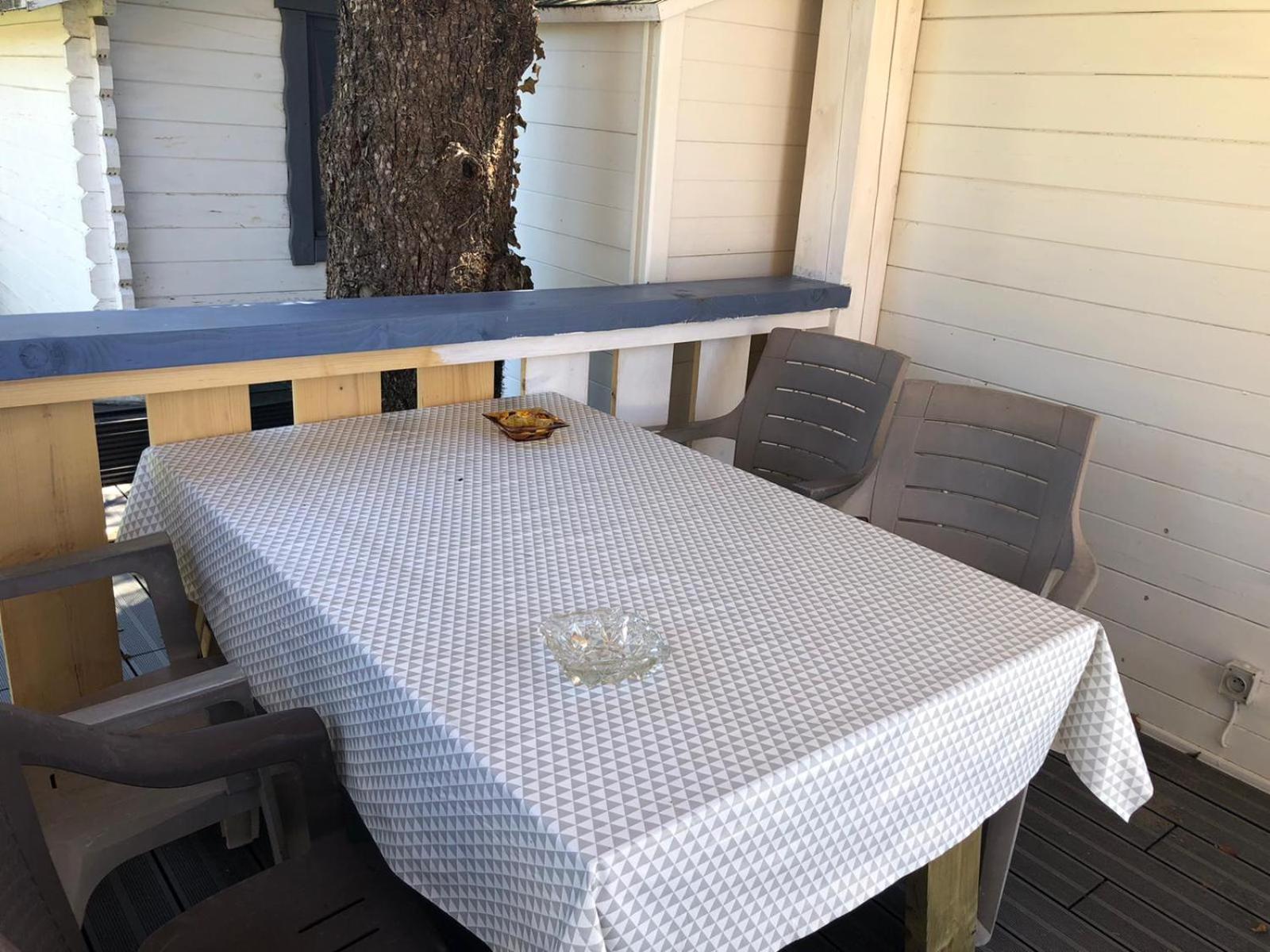 Chalet Mont Ventoux Et Chalet Vip Camaret-sur-Aigues Eksteriør bilde